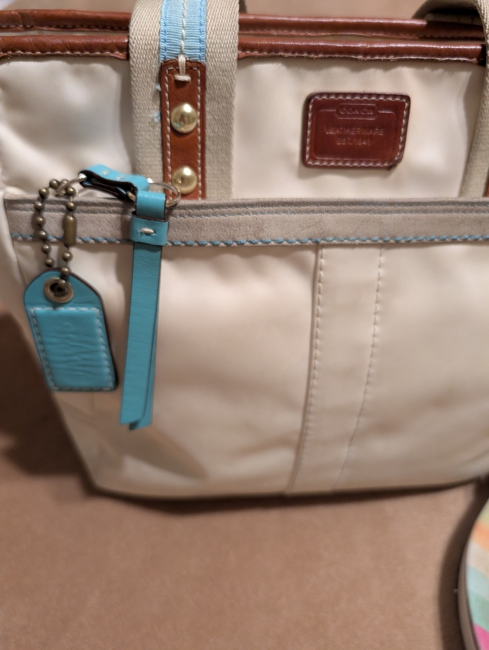 Vintage Coach Hamptons Tote & Matching Sandals - Picture 3 of 16